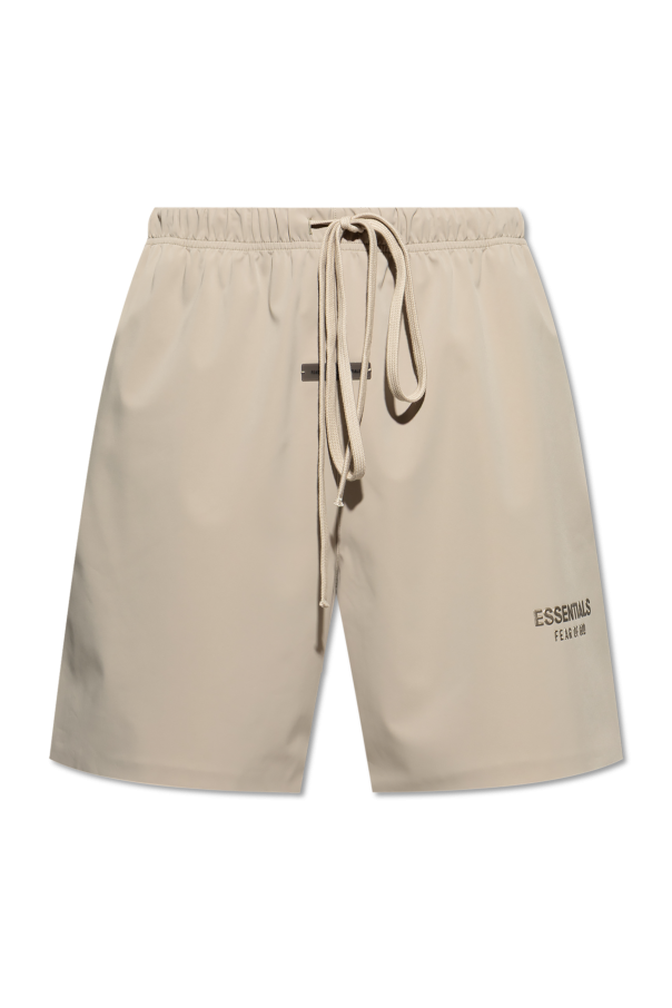 Logo shorts od Fear Of God Essentials