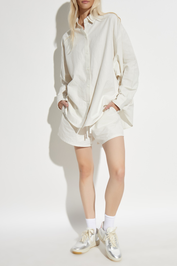 Fear Of God Essentials Pantalones cortos con parche de logo