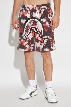 A BATHING APE® Camouflage-patterned shorts