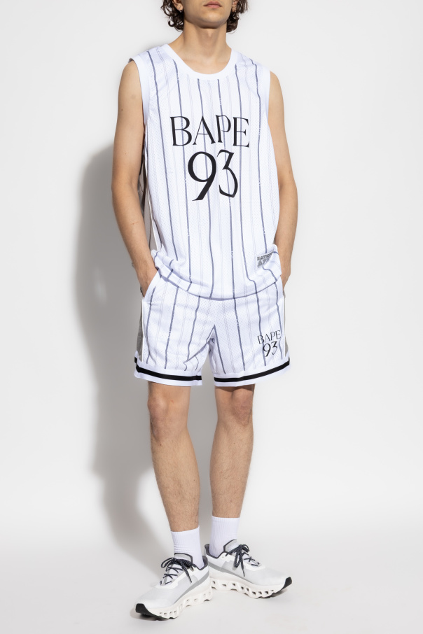 A BATHING APE® "Logo print shorts"