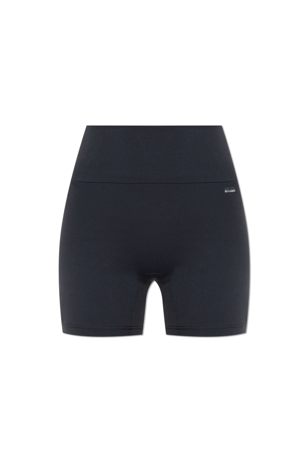 Logo shorts od Rethinkit Studios