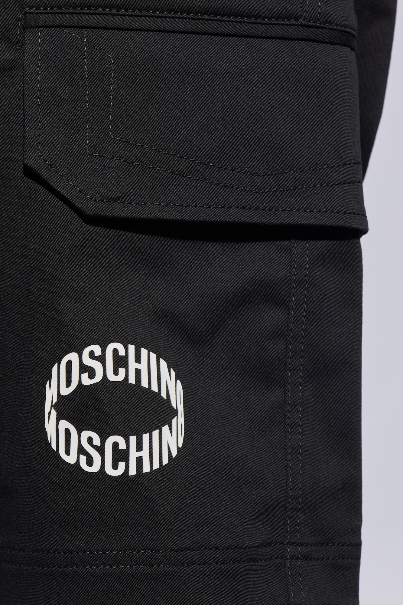 Moschino Cargo shorts