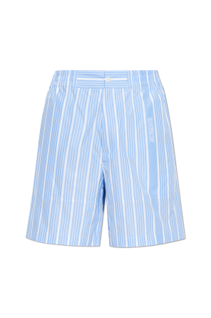 Logo shorts od Jacquemus