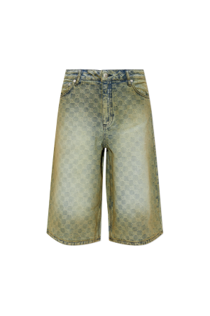 Jeansowe szorty z efektem `vintage`