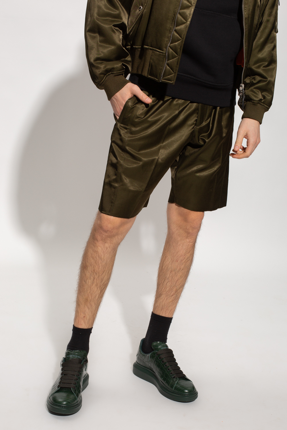 Alexander McQueen Pleat-front shorts