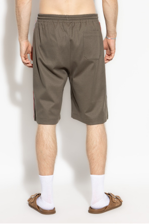 Gucci Shorts mit charakteristischem "Web"-Gürtel
