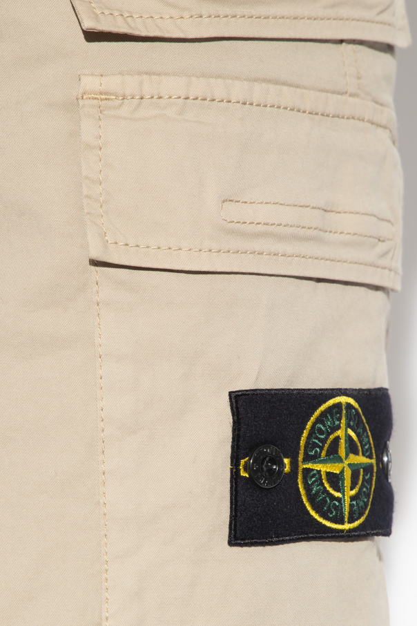 stone island cargo badge shorts