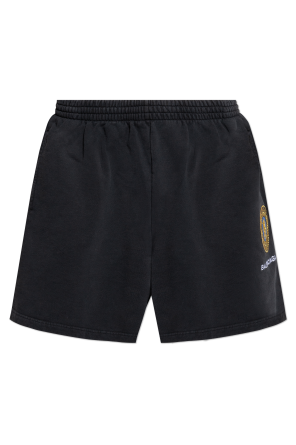 Shorts with logo patch