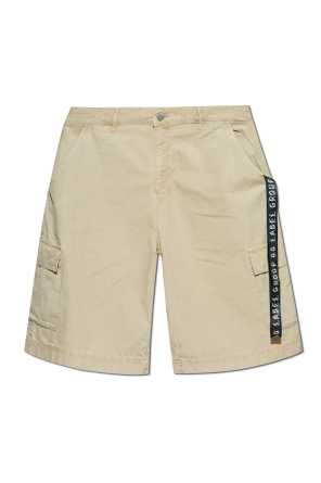 Shorts with pockets