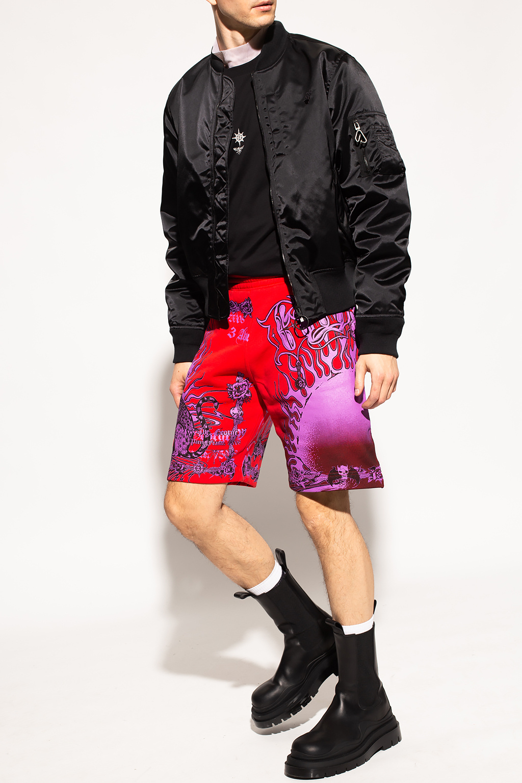 Givenchy Printed shorts