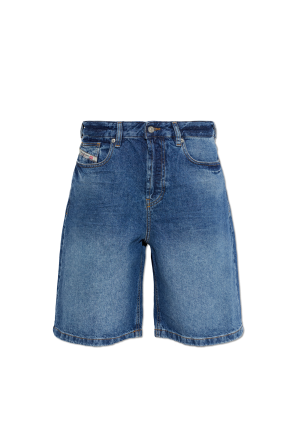 ‘DE-SIRE-SHORT’ shorts