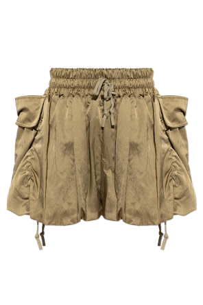 Baggy shorts with pockets
