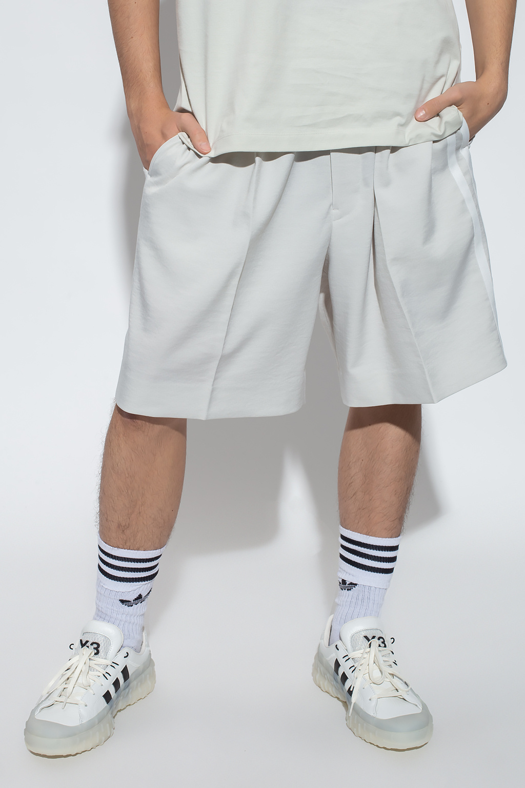 Y-3 Yohji Yamamoto shorts PGS50150 with logo