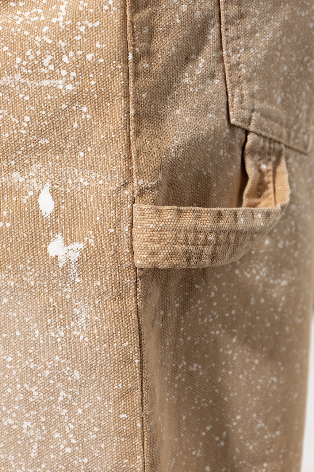 Heron Preston Shorts with paint splatter effect