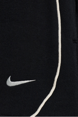 Nike Shorts mit Logo