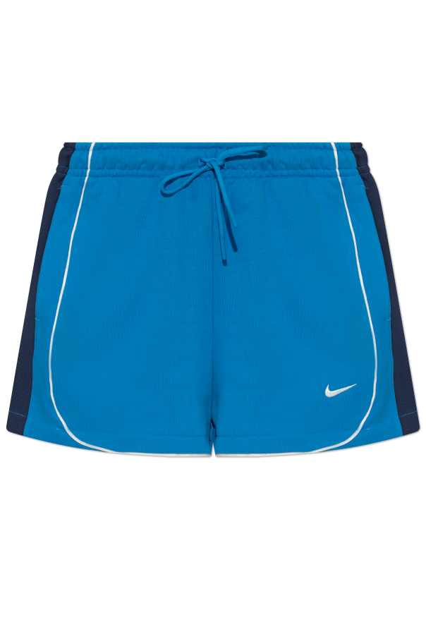 Nike Shorts mit Logo