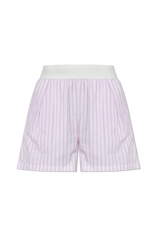 Nike Shorts mit Logo