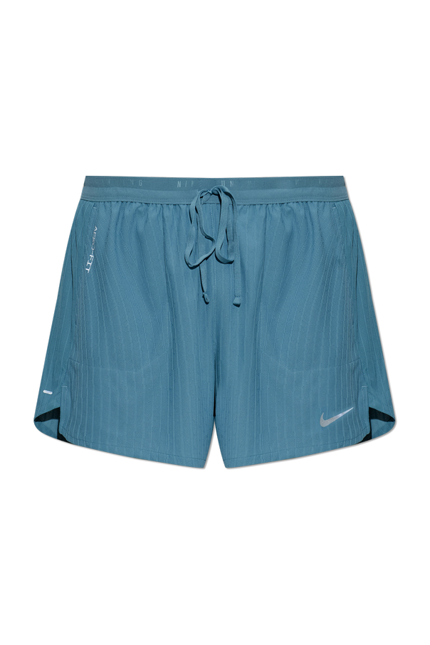 ’Nike Stride’ shorts od Nike