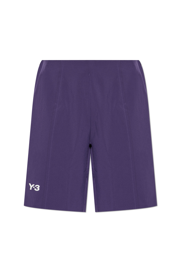 Logo shorts od Y-3