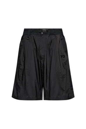 Logo shorts od Y-3