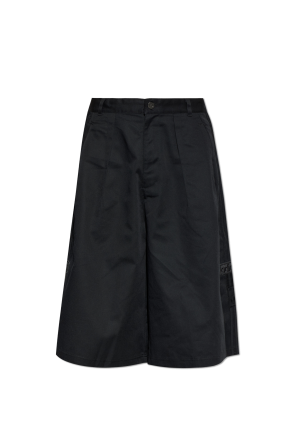 Shorts with logo