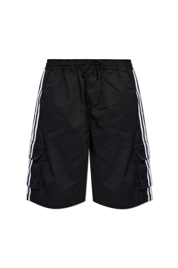 “Cargo” shorts od ADIDAS Originals