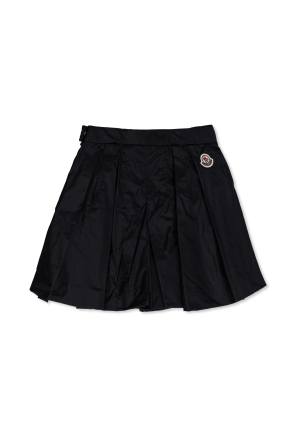 Pleated shorts