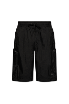 Cargo shorts od Moose Knuckles
