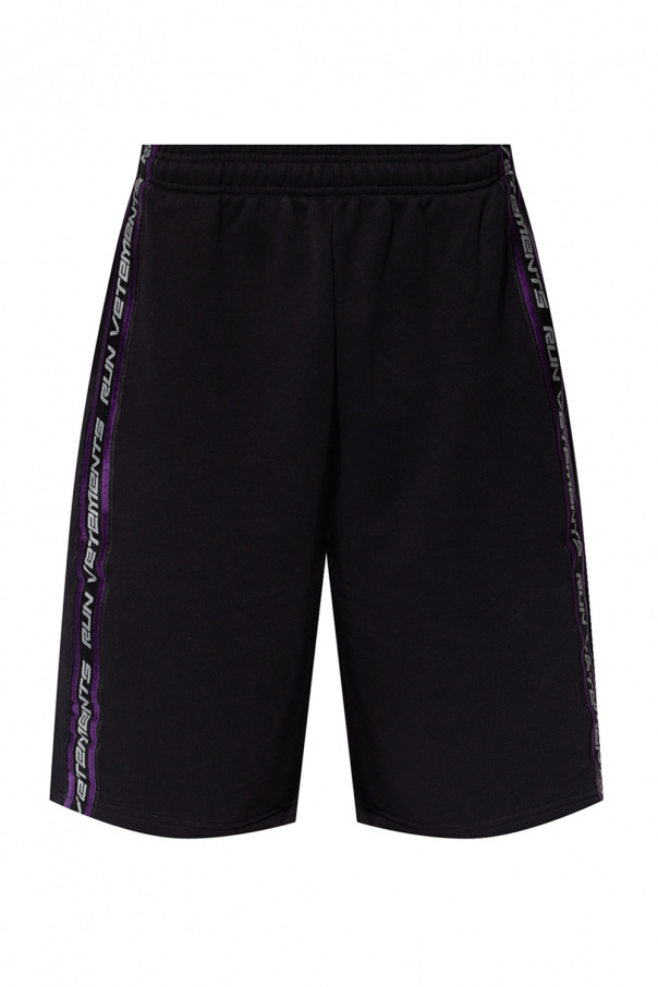 VETEMENTS cotton shorts with side stripes
