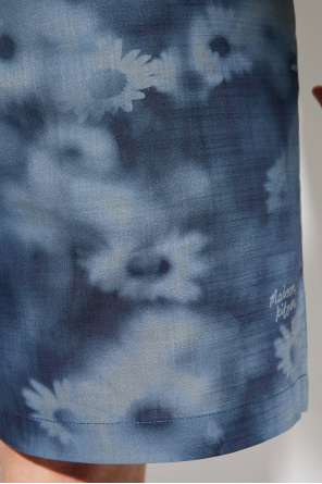 Maison Kitsuné Shorts with floral motif