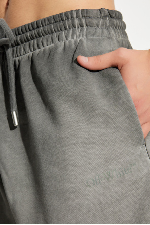 Off-White Shorts mit Logo