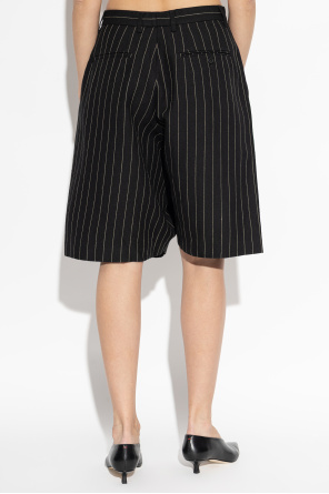 R13 Szorty ze wzorem w prążki