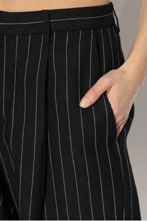 R13 Szorty ze wzorem w prążki