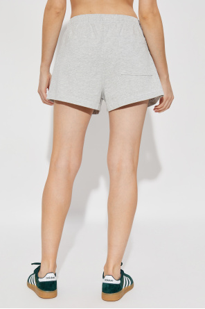 Sporty & Rich Shorts aus der Kollektion Preppy