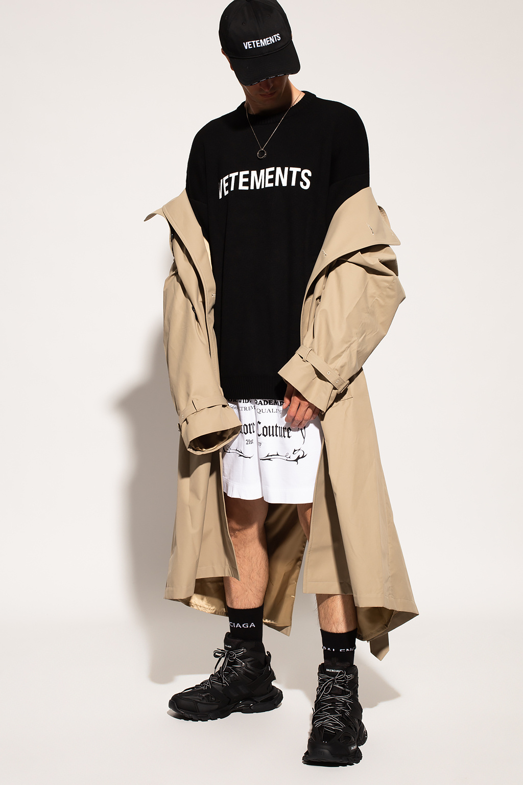 VETEMENTS shorts asymmetric with logo