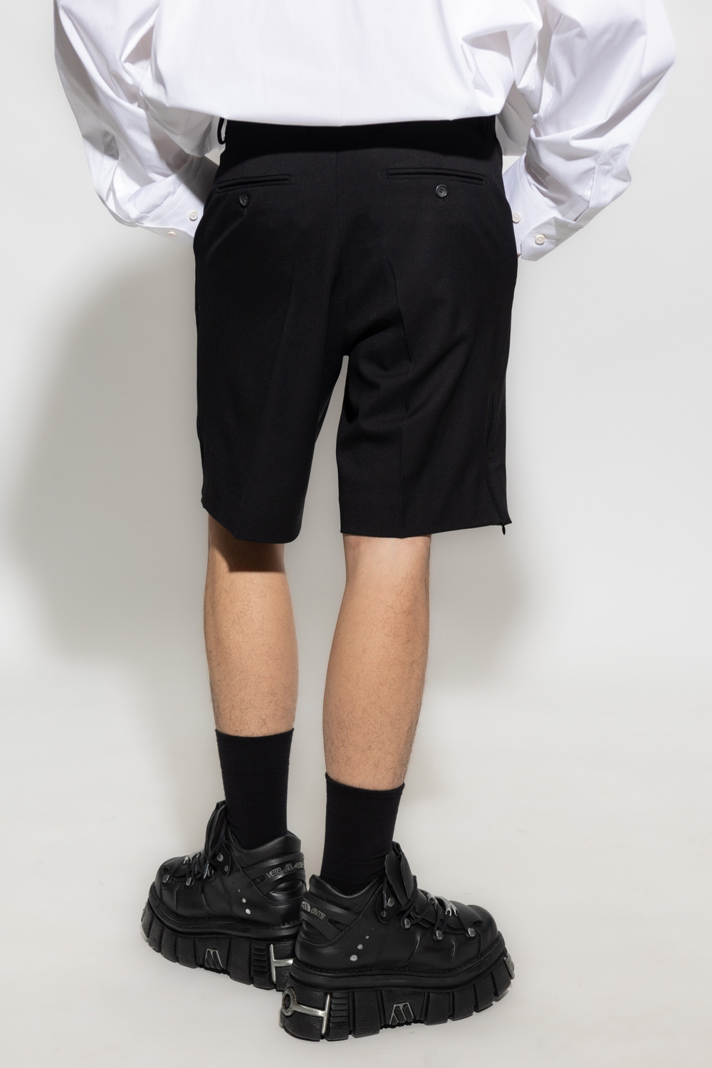 VTMNTS Pleat-front shorts