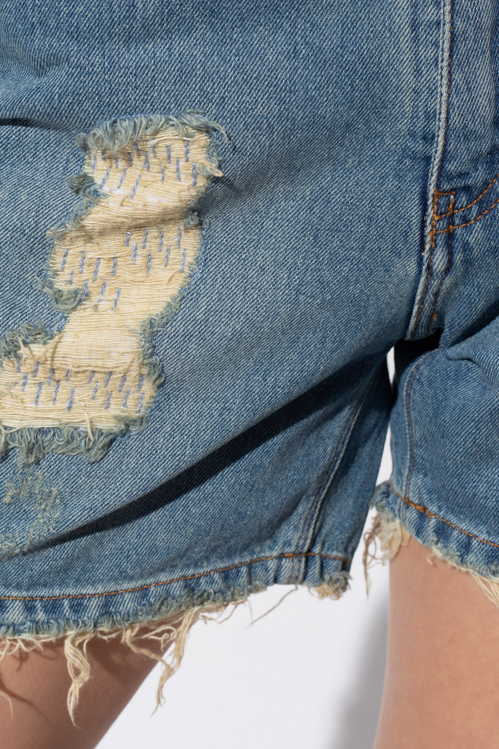 Veste Courte Noire En Jean Déchiré ‘Tomboy’ denim shorts