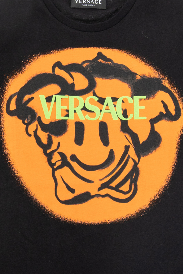 Versace Kids Keep only the collar fastened and have the front open like a lightweight jacket