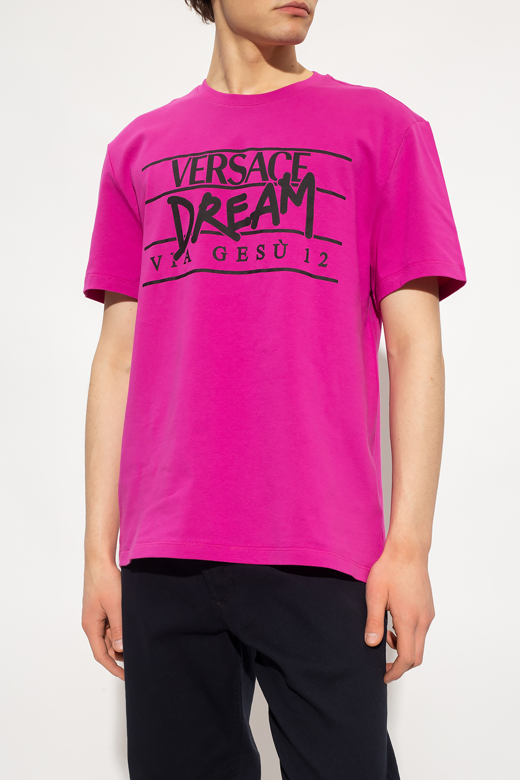 Versace T-shirt Detail with ‘Dream via Gesu’ print