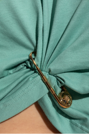 Versace Top con imperdible decorativo