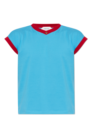 Sleeveless T-shirt