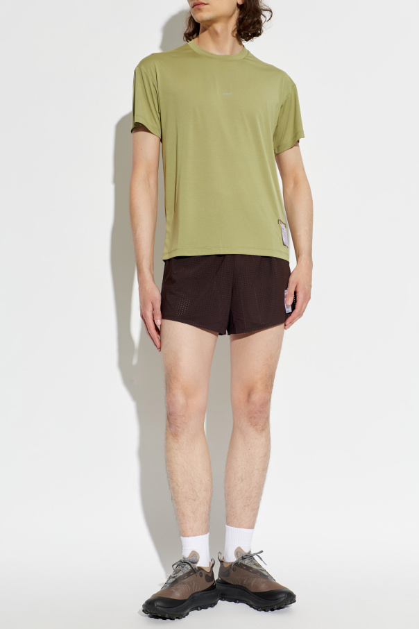 Satisfy T-shirt with printed logo