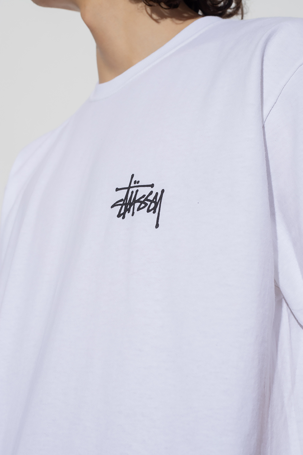 Stussy Heritage T-shirt met logo op de voor en achterkant in zwart