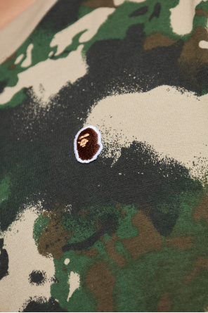 A BATHING APE® T-shirt with logo