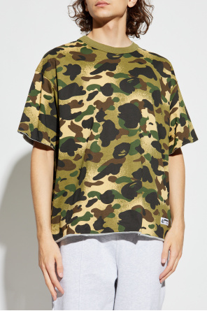 A BATHING APE® T-shirt with logo