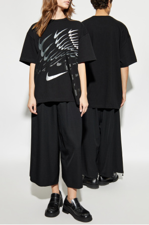 ‘oversize’ t-shirt od Comme des Garçons Black