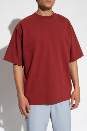 Jacquemus T Shirt Premium Core 2.0 oferece um decote canelado e um corte reto