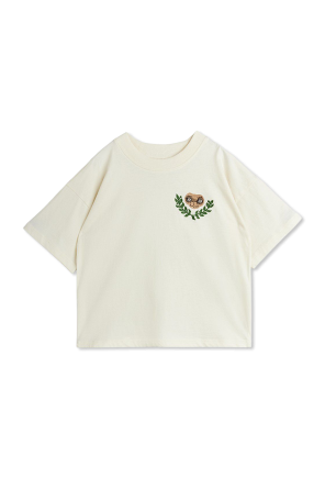 T-shirts with embroidered pattern