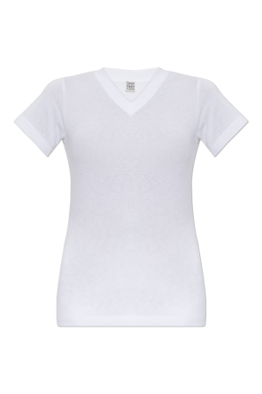 V-neck T-shirt