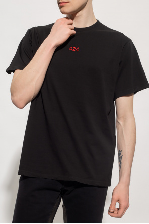 424 Refresh your wardrobe with the Fall Wing T Shirt from